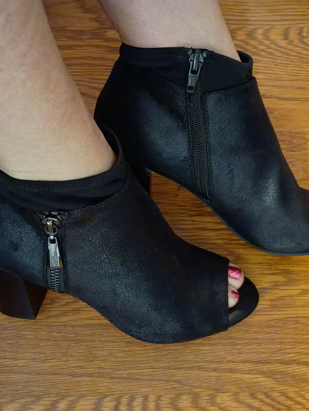 Vera Wang Black Peep-Toe Zip Ankle Heels